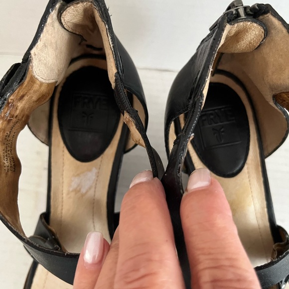 FRYE REINA BELT SANDAL - Picture 7 of 17